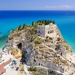 Dom wakacyjny Pizzo Costa Degli Dei